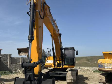 JCB, JS 330LC