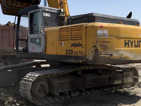 Hyundai, 320 LC -7