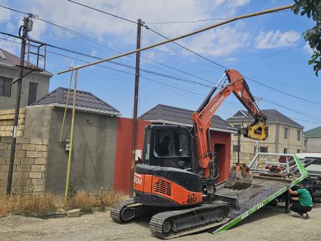 Hitachi, ZX48U