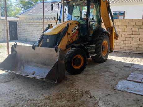 JCB, 3CX